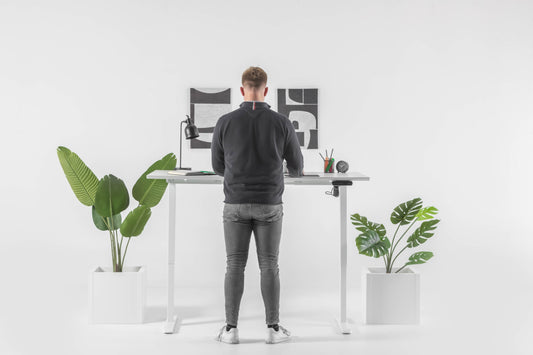 Hoe Lang Moet Je Staan aan een Zit-Sta Bureau? Vind de Perfecte Balans