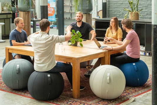 Waarom een zitbal de beste keuze is voor je bureau