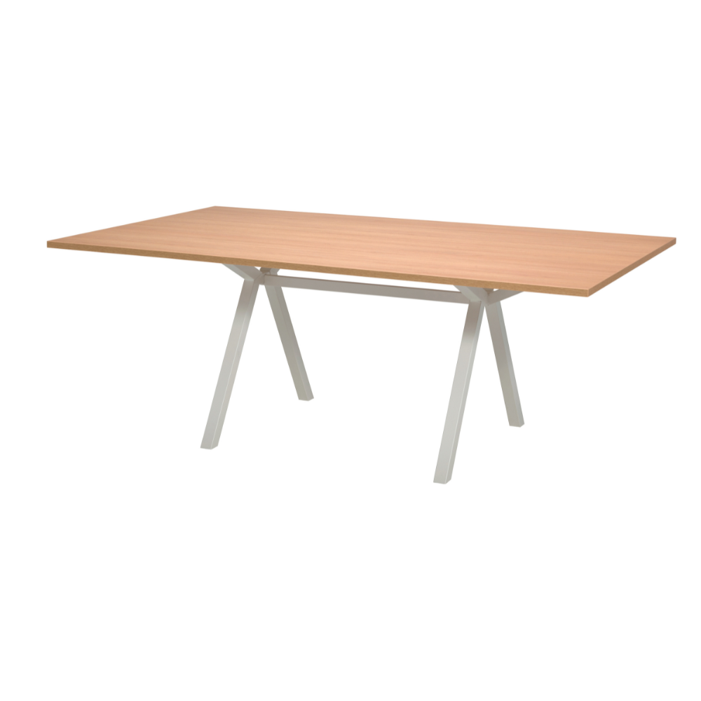 Tafel met witte poten en houten blad, ideaal voor vergaderingen en lunches in een moderne werkomgeving.